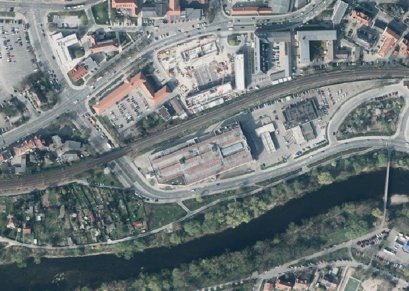 Luftbild der Wiesenstraße und Angerkreuzung