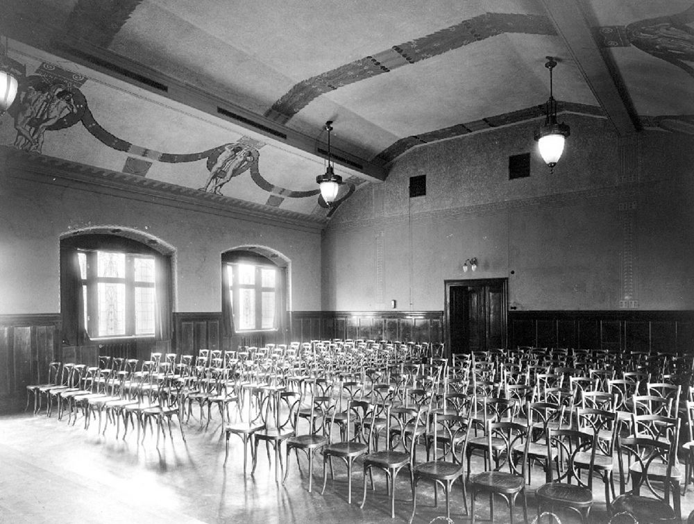Der Saal des Volkshauses Jena, ca. 1903 