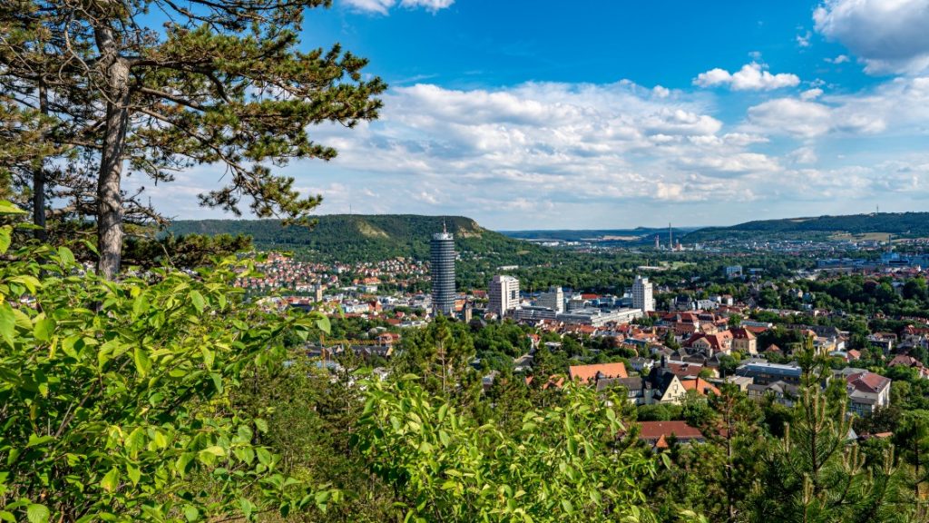 Blick auf Jena von der Saalehorizontale