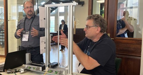 Industrieausstellung auf der ESULab 2022 im Volkshaus Jena