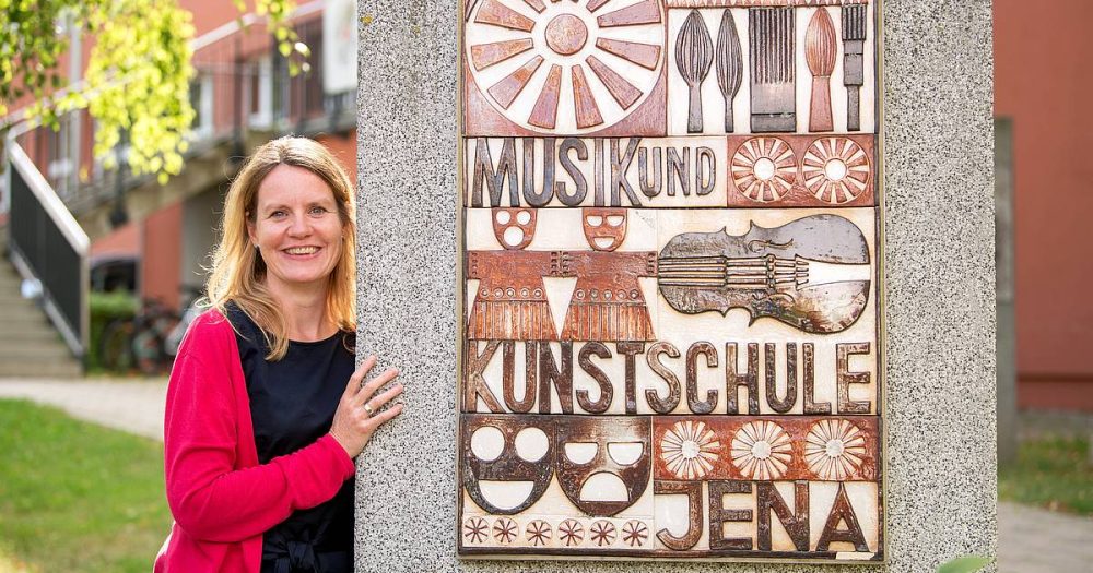 Die Leiterin der Jenaer Musik- und Kunstschule, Yvonne Krüger 