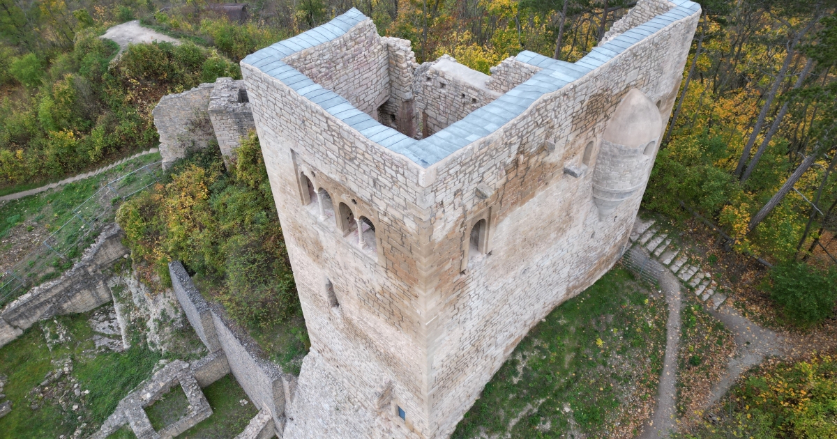 Lobdeburg mit Wohnturm